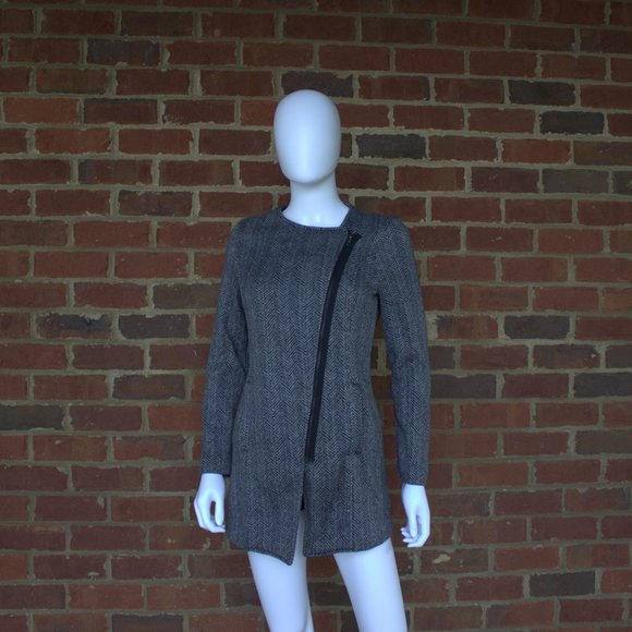 Banana Republic | Asymmetrical Zip Fleece Jacket | Black/Grey Herringbone | S/P - Picture 5 of 11